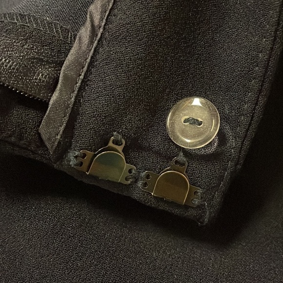 FOREVER 21 navy blue shorts size S - Picture 4 of 7